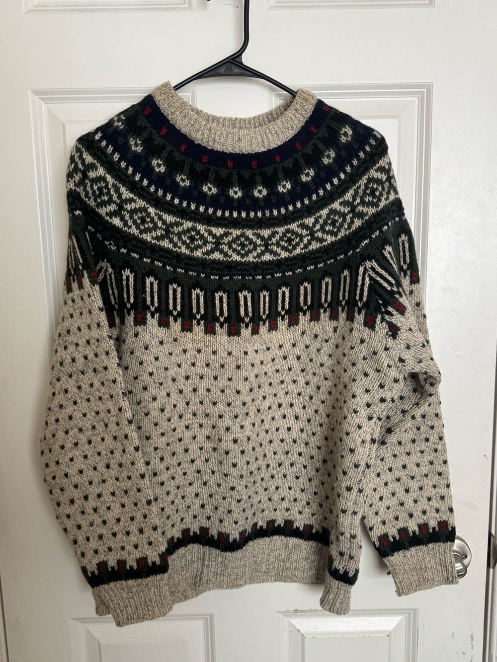 Men's Wool Sweater - 85% wool 15% nylon